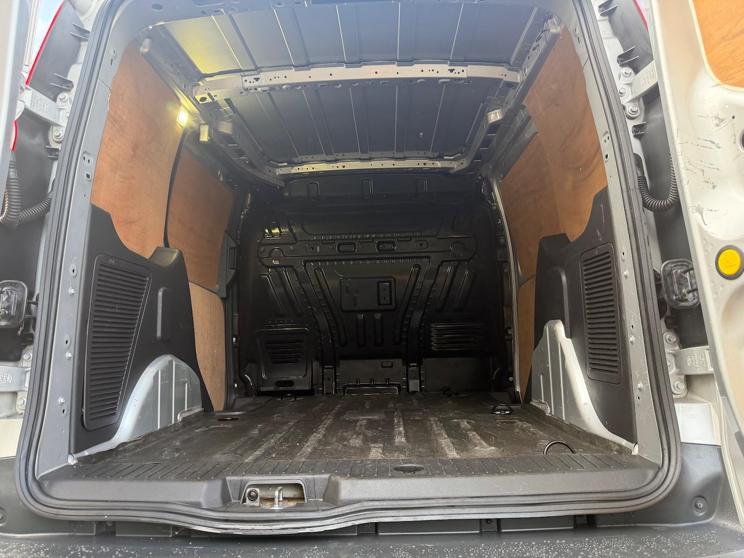 Used Ford Transit Connect 2017 for sale - 77424879: Photo 25