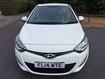 Used Hyundai i20 2014 for sale - 79645323: Photo