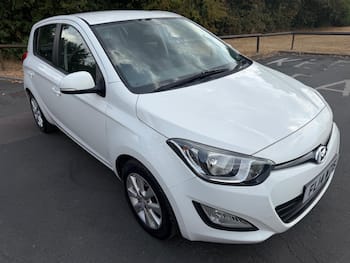 Used Hyundai i20 2014 for sale - 79645323: Photo
