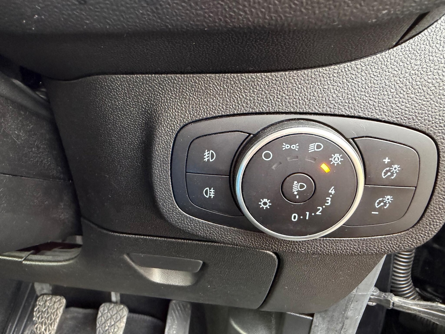 Used Ford Fiesta 2018 for sale - 77424590: Photo 16