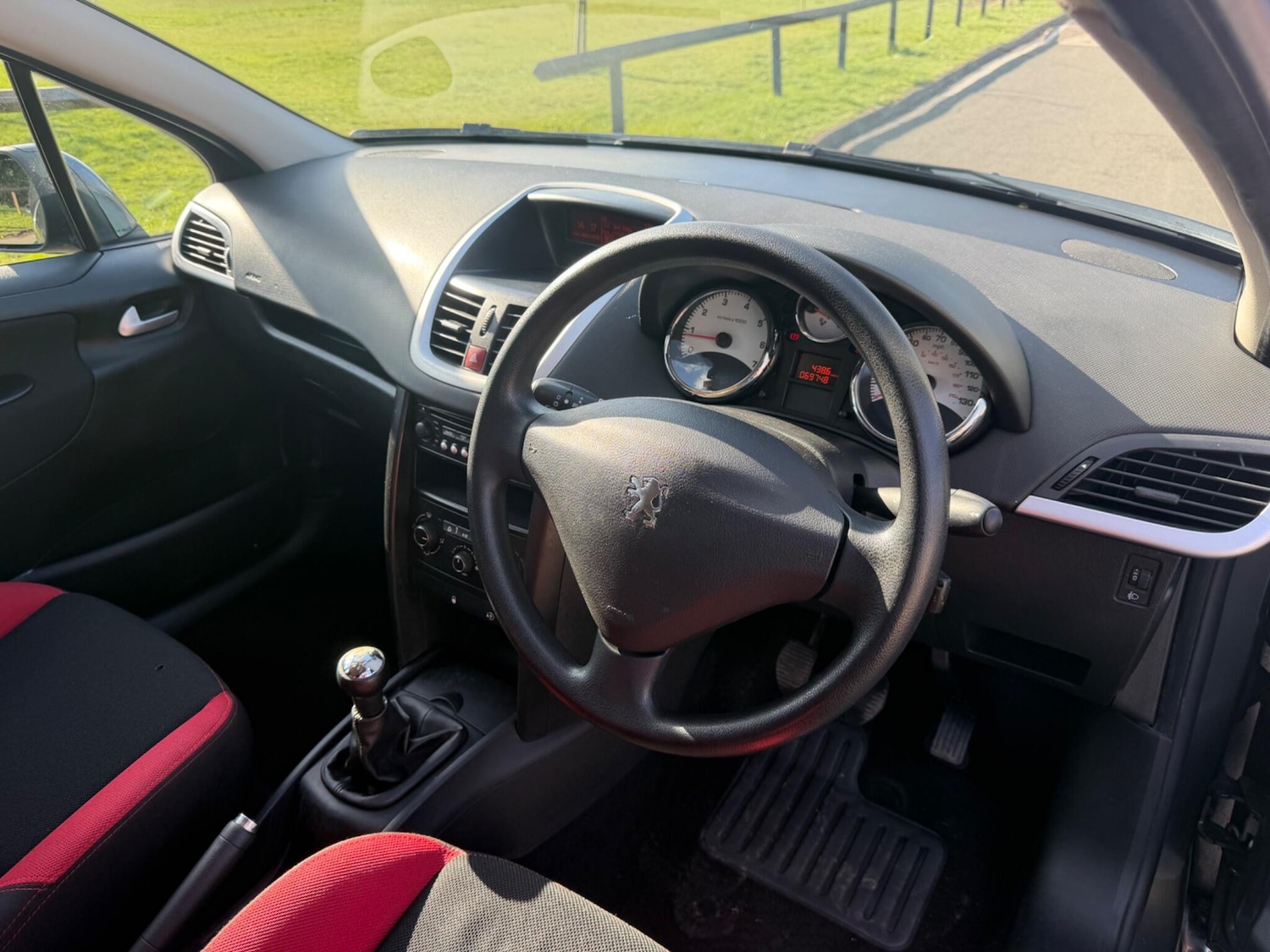 Used Peugeot 207 for sale - 77768908: Photo 10