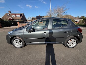 Used Peugeot 207 2010 for sale - 77768908: Photo