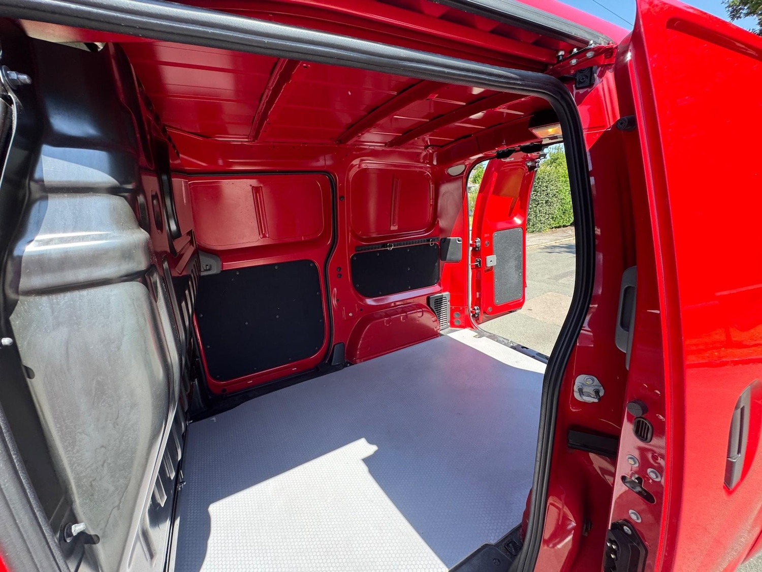 Used Nissan e-NV200 2022 for sale - 77425876: Photo 23