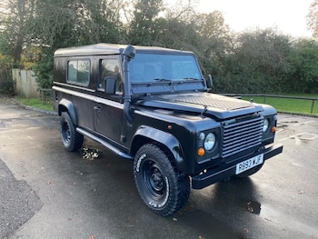 Used Land Rover Defender 1998 for sale - 77425365: Photo
