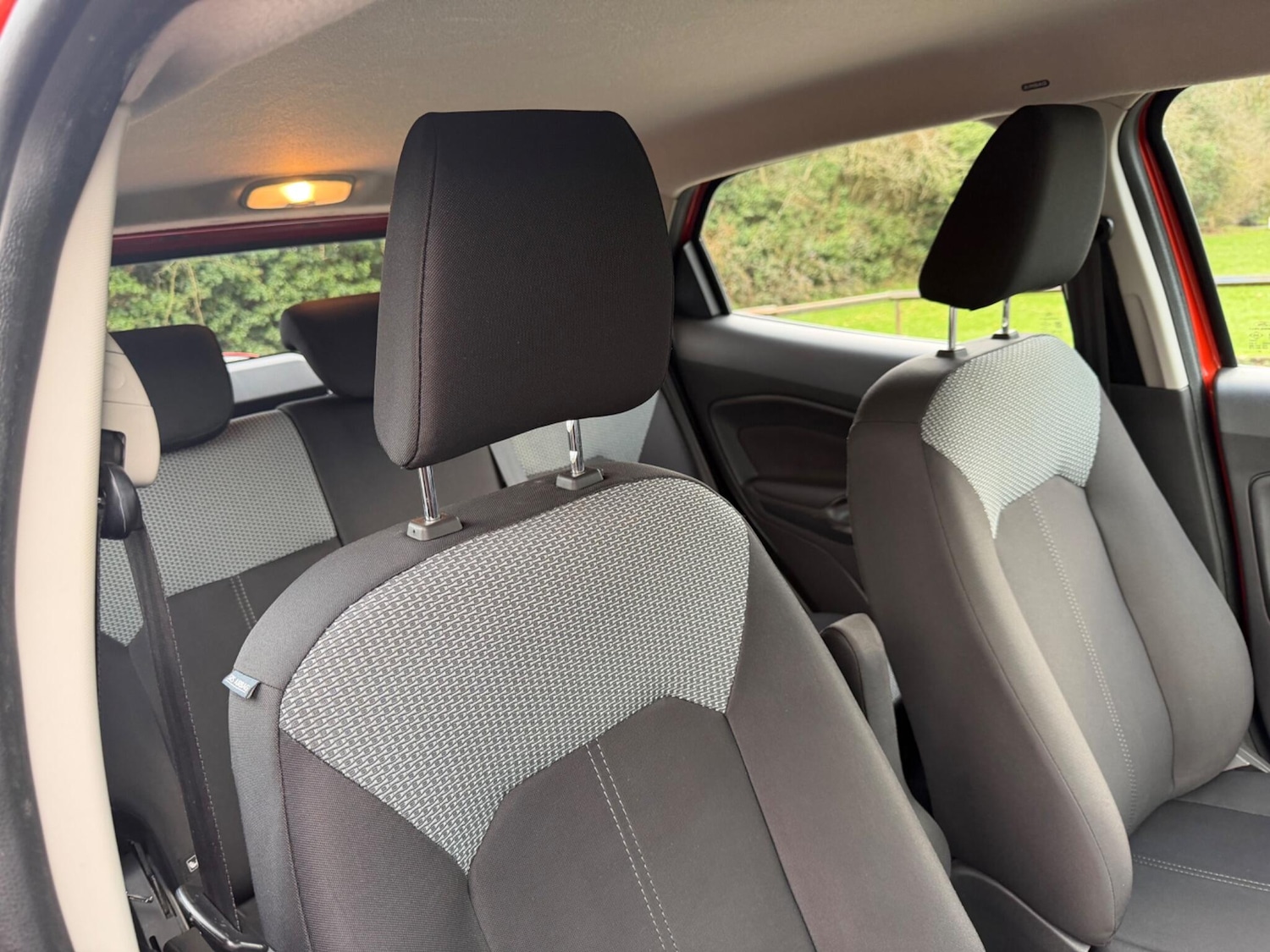 Used Ford Ecosport 2015 for sale - 77549703: Photo 11