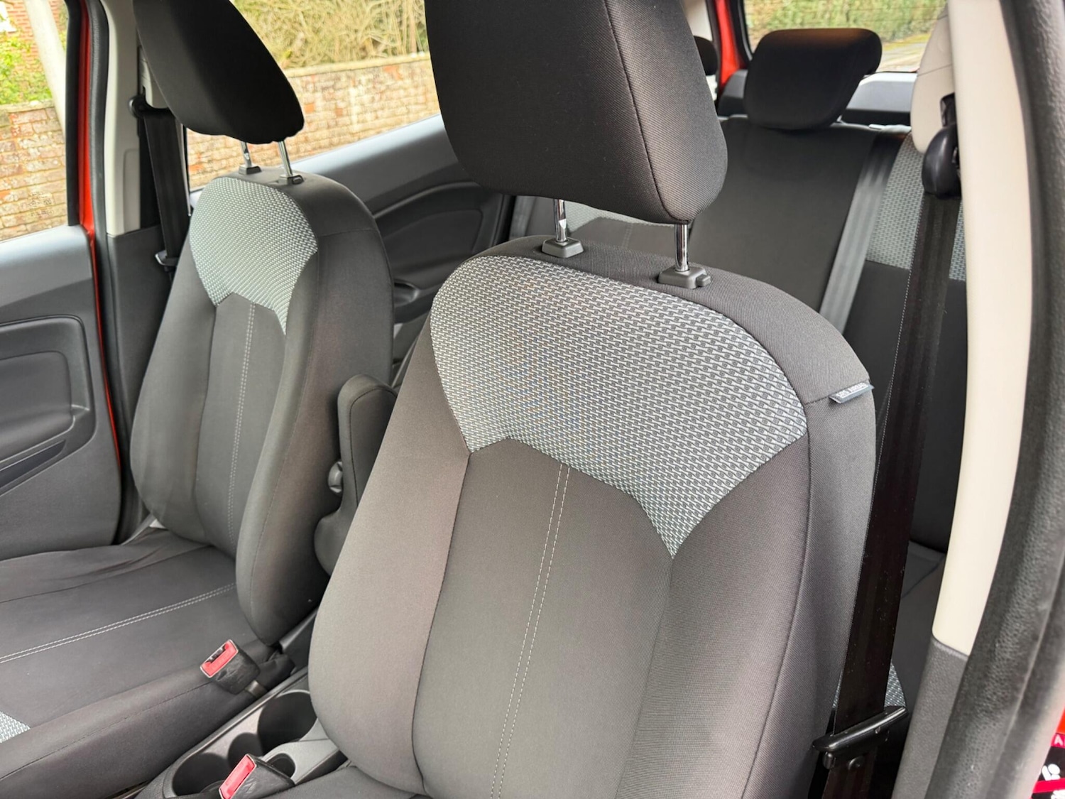 Used Ford Ecosport 2015 for sale - 77549703: Photo 20