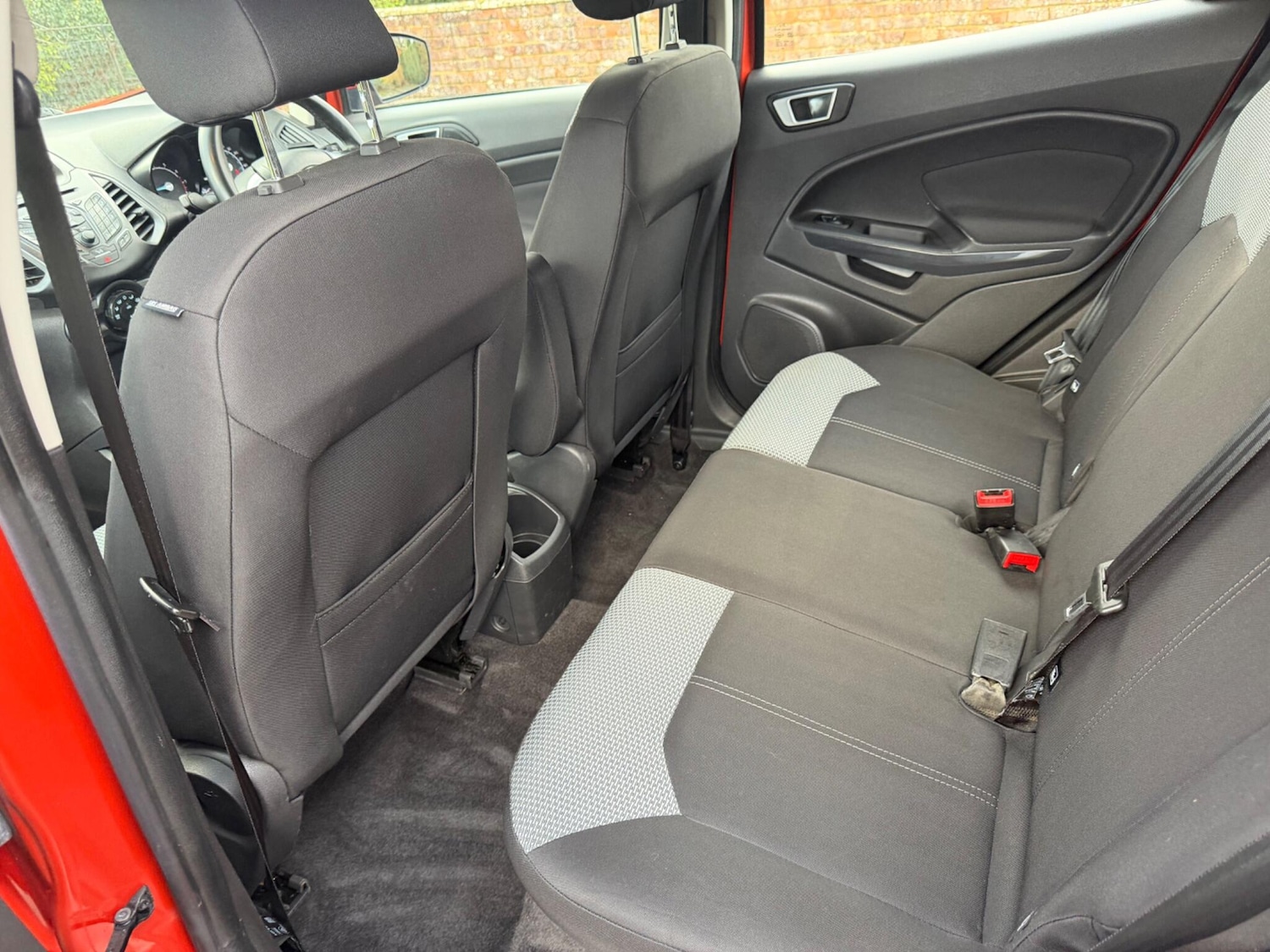 Used Ford Ecosport 2015 for sale - 77549703: Photo 21