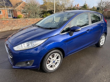 Used Ford Fiesta 2016 for sale - 77424773: Photo
