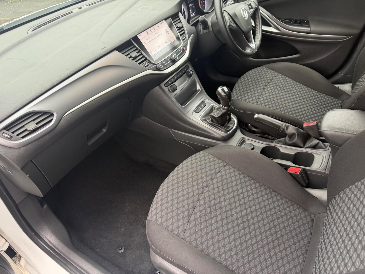 Used Vauxhall Astra 2017 for sale - 77425653: Photo 16