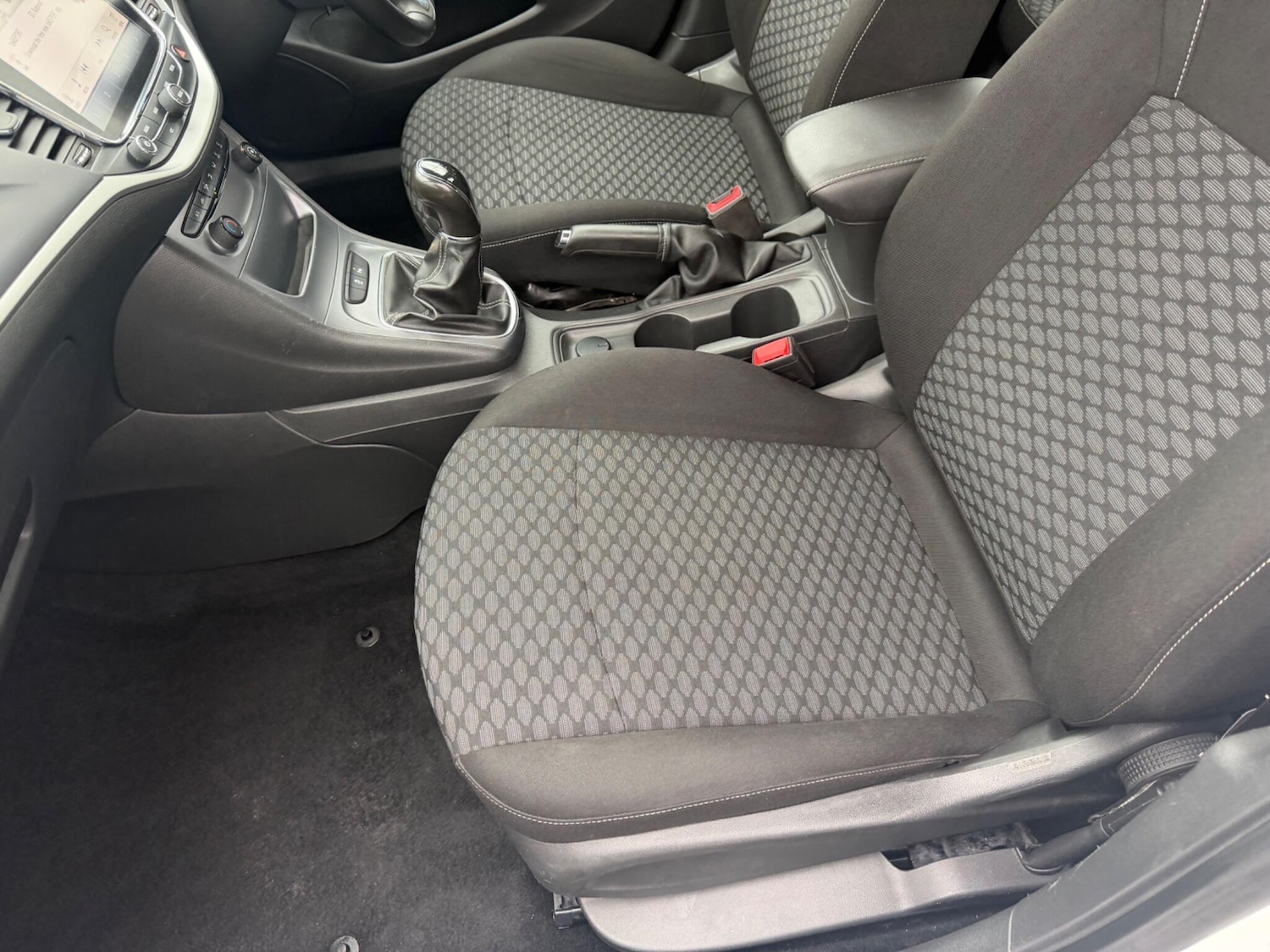 Used Vauxhall Astra 2017 for sale - 77425653: Photo 17