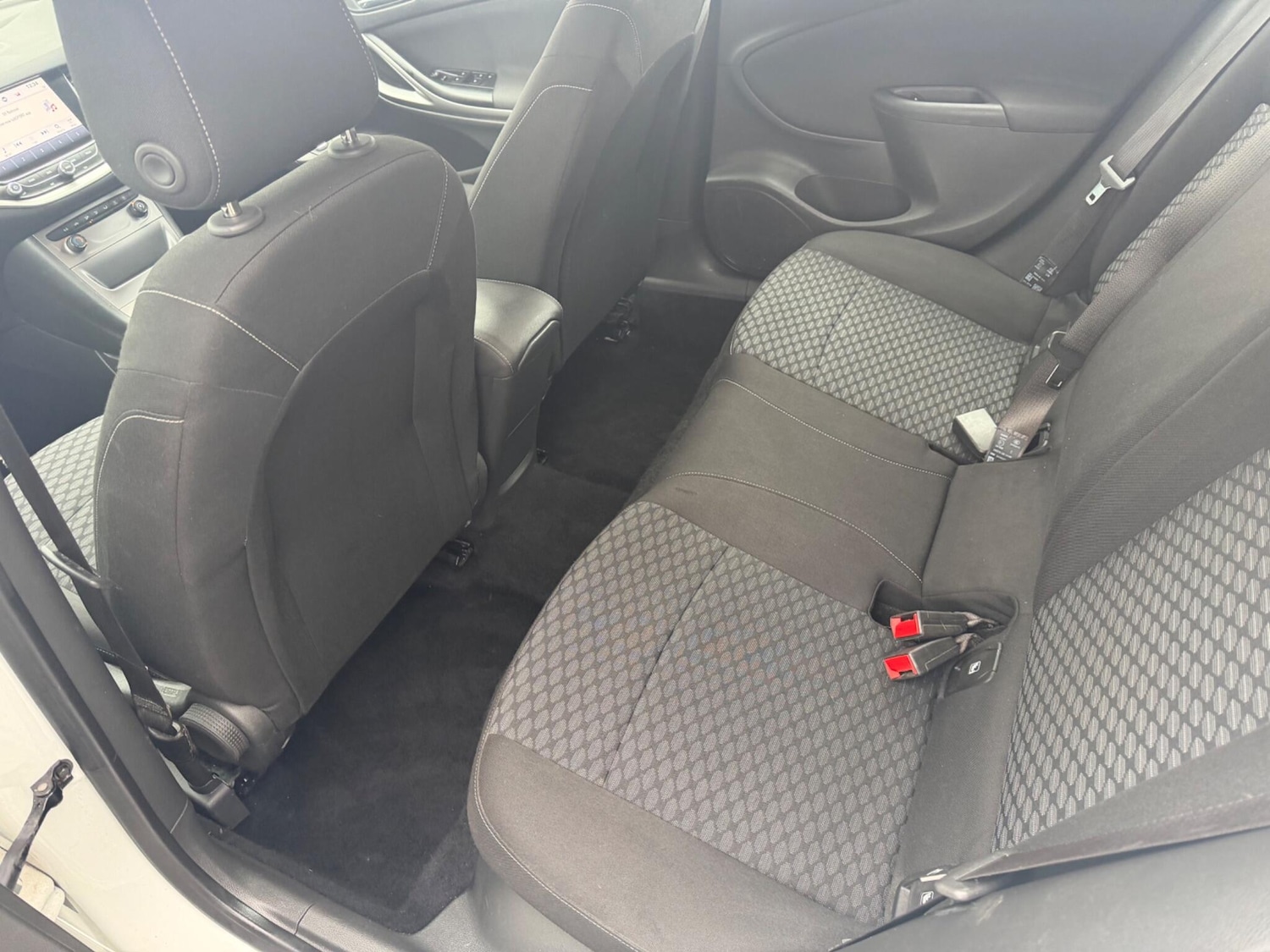 Used Vauxhall Astra 2017 for sale - 77425653: Photo 19