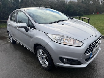 2014 (63) - 1.6 Zetec 5dr Powershift