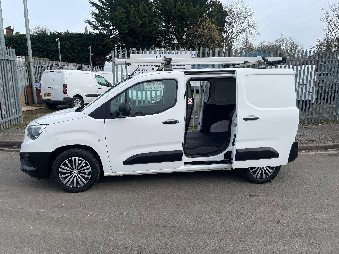 Used Vauxhall Combo 2019 for sale - 77617900: Photo 11