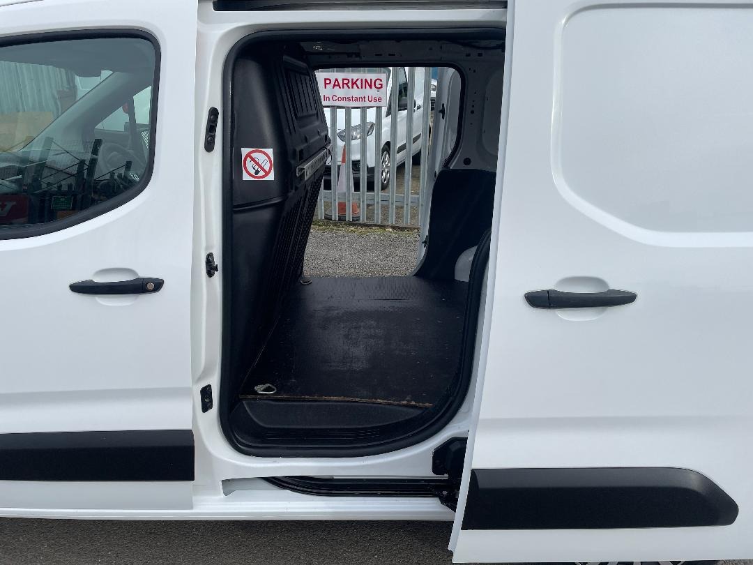 Used Vauxhall Combo 2019 for sale - 77617900: Photo 12
