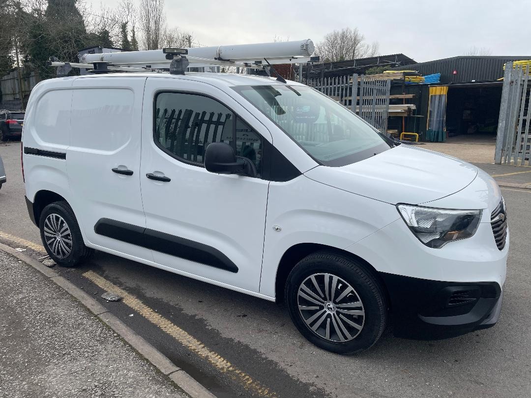 Used Vauxhall Combo 2019 for sale - 77617900: Photo 4