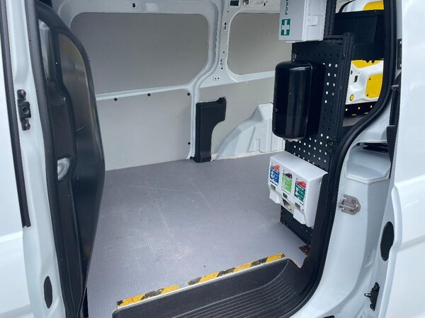 Used Ford Transit Connect 2018 for sale - 74588196: Photo 11