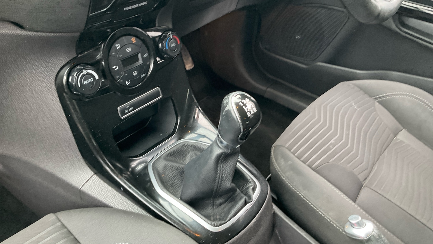 Used Ford Fiesta 2014 for sale - 77601920: Photo 13