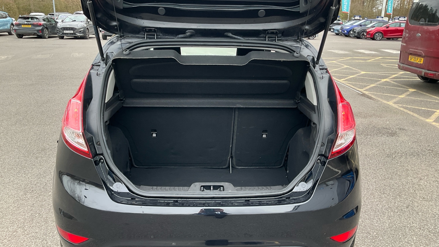 Used Ford Fiesta 2014 for sale - 77601920: Photo 4