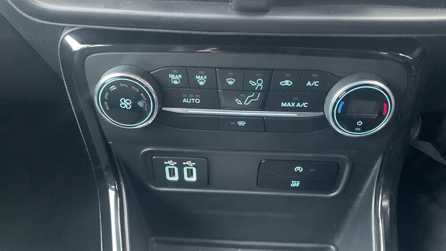 Used Ford Ecosport 2019 for sale - 76877810: Photo 38