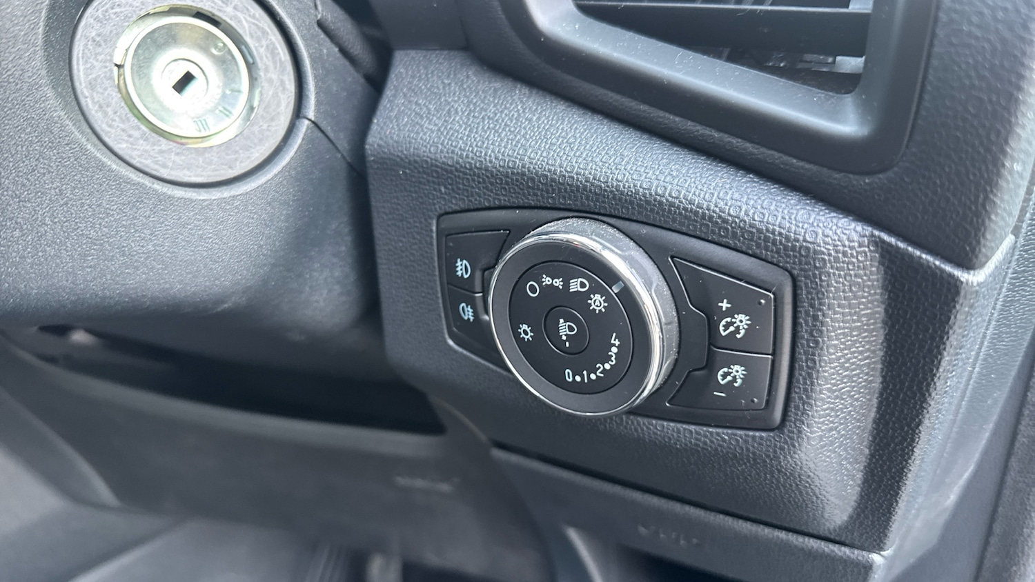 Used Ford Ecosport 2022 for sale - 78010933: Photo 19