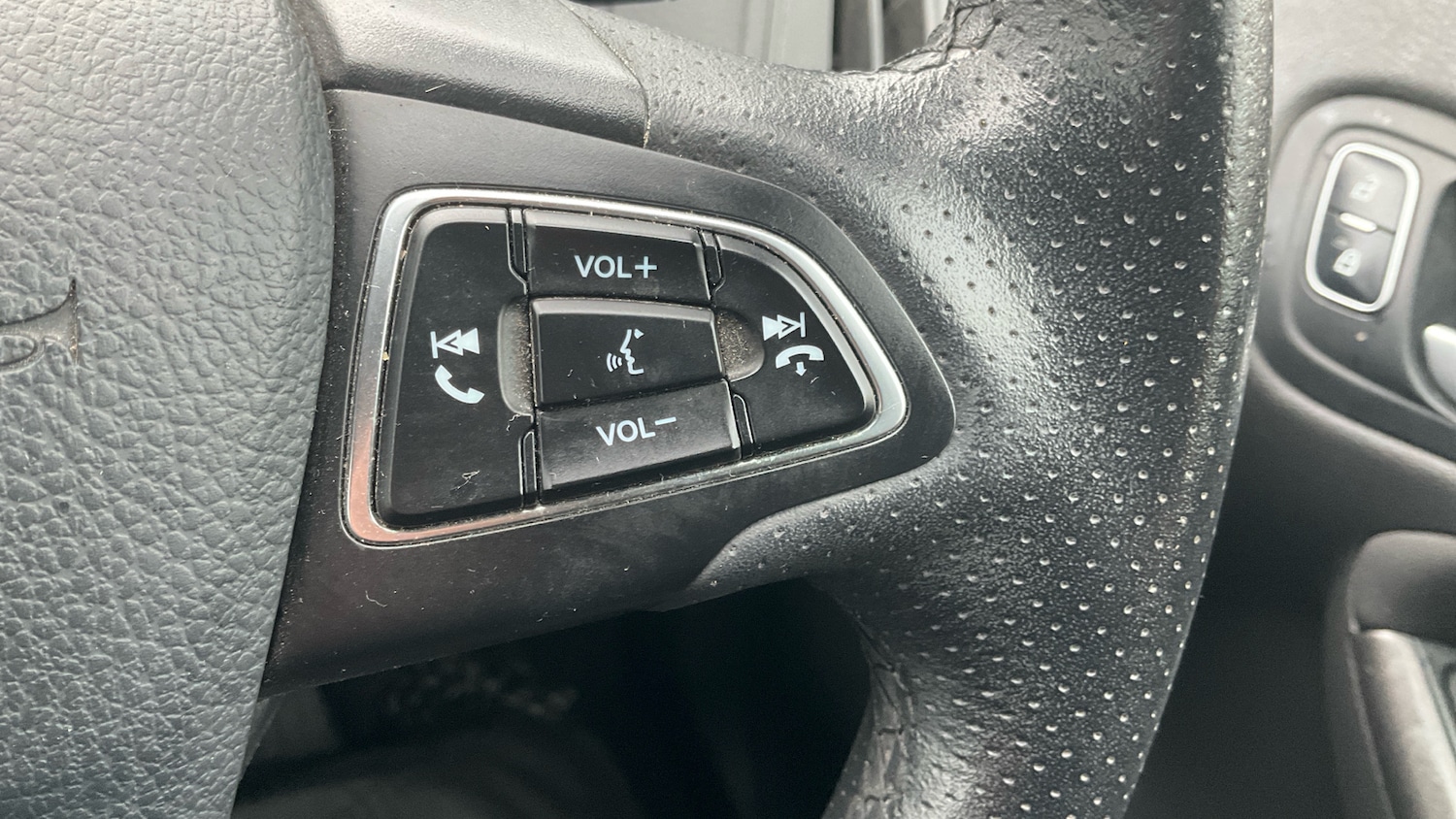 Used Ford Focus 2017 for sale - 76877362: Photo 29