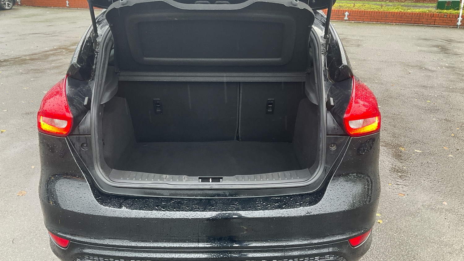 Used Ford Focus 2017 for sale - 76877362: Photo 4