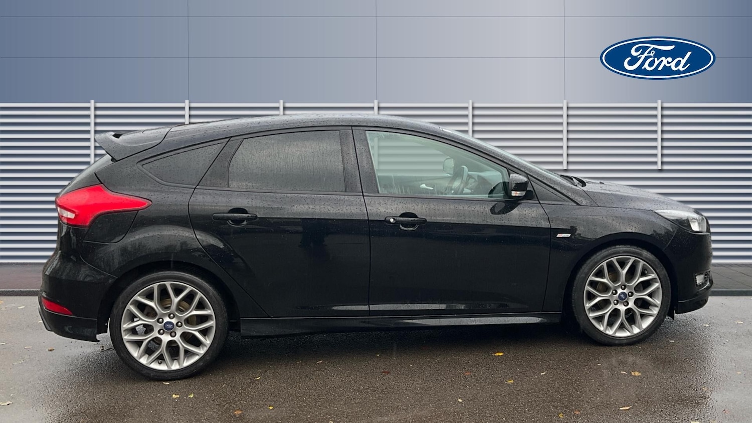 Used Ford Focus 2017 for sale - 76877362: Photo 5