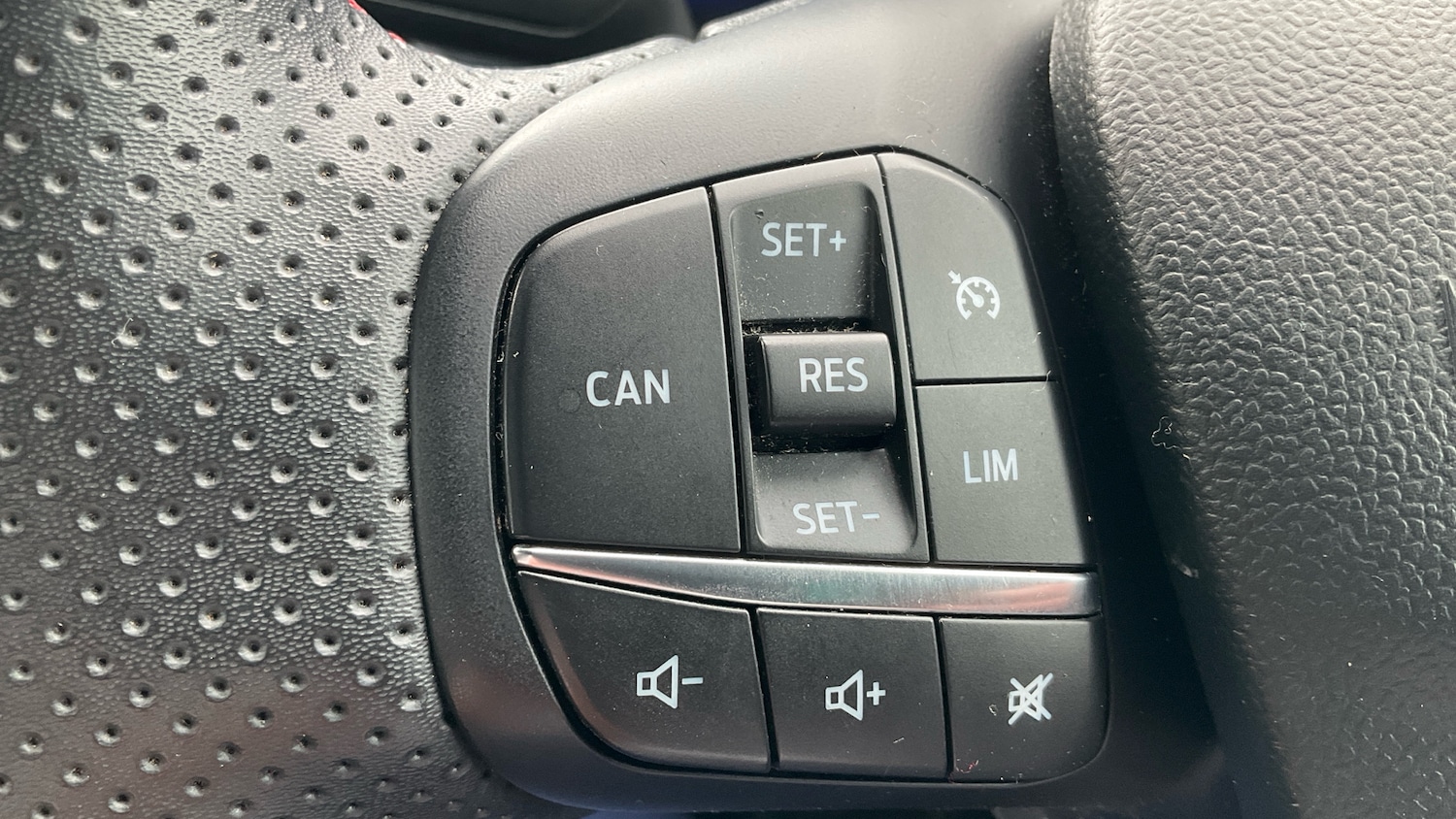 Used Ford Puma 2020 for sale - 76143094: Photo 29