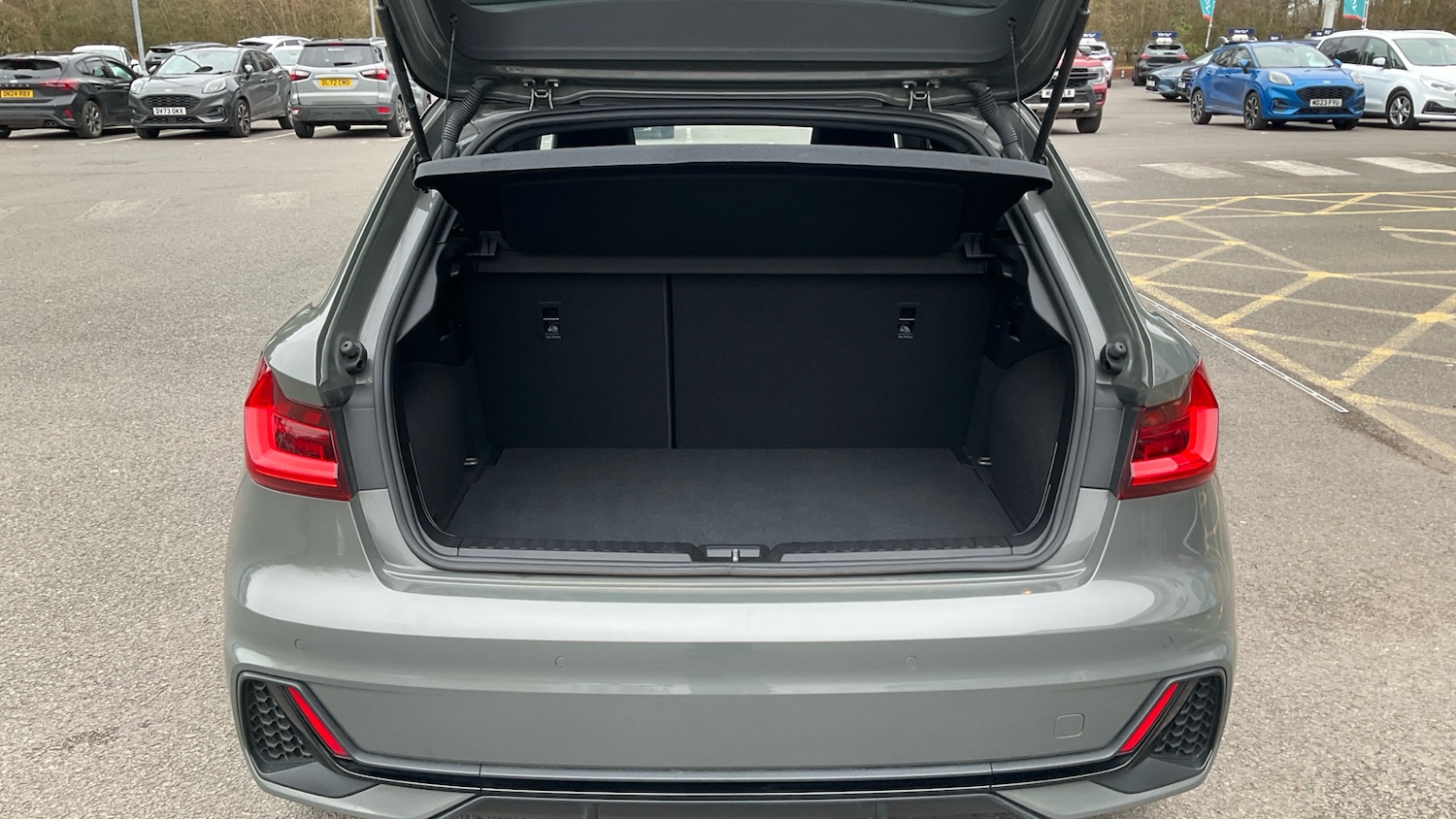 Used Audi A1 2023 for sale - 77601929: Photo 4