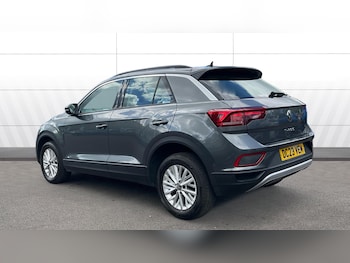 Used Volkswagen T-Roc 2023 for sale - 78604671: Photo
