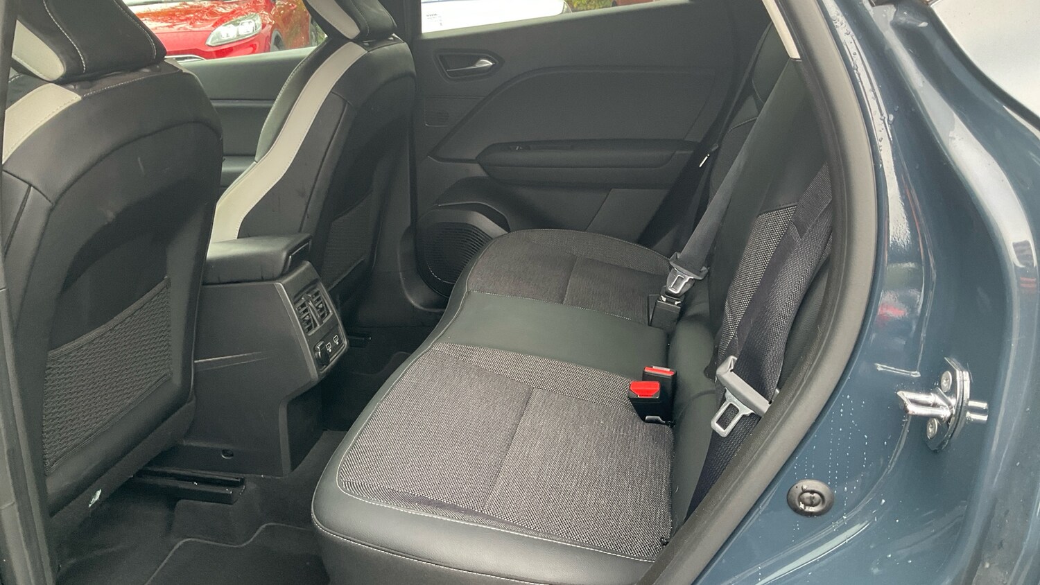 Used Renault Captur 2021 for sale - 76332750: Photo 16