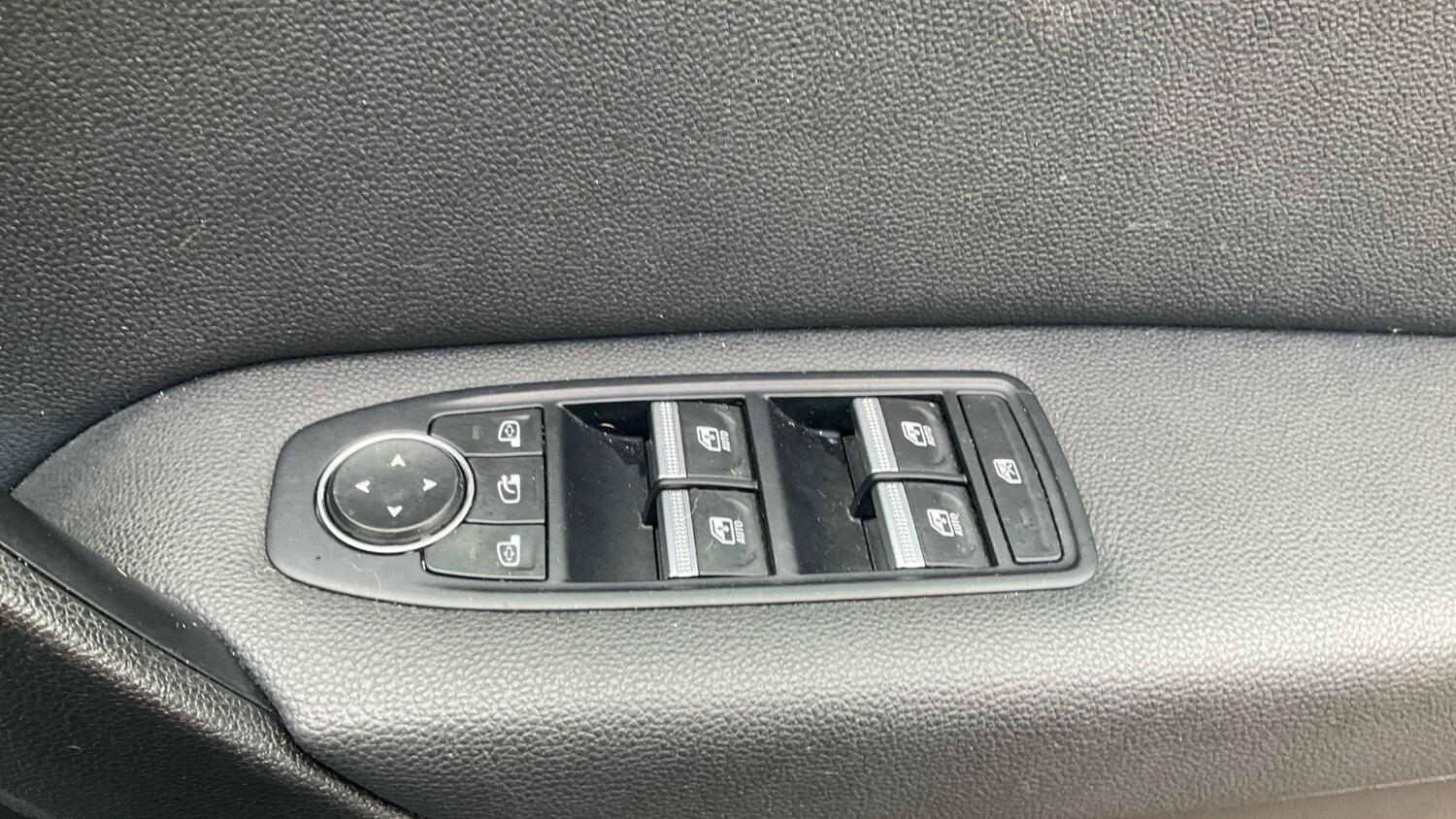 Used Renault Captur 2021 for sale - 76332750: Photo 27