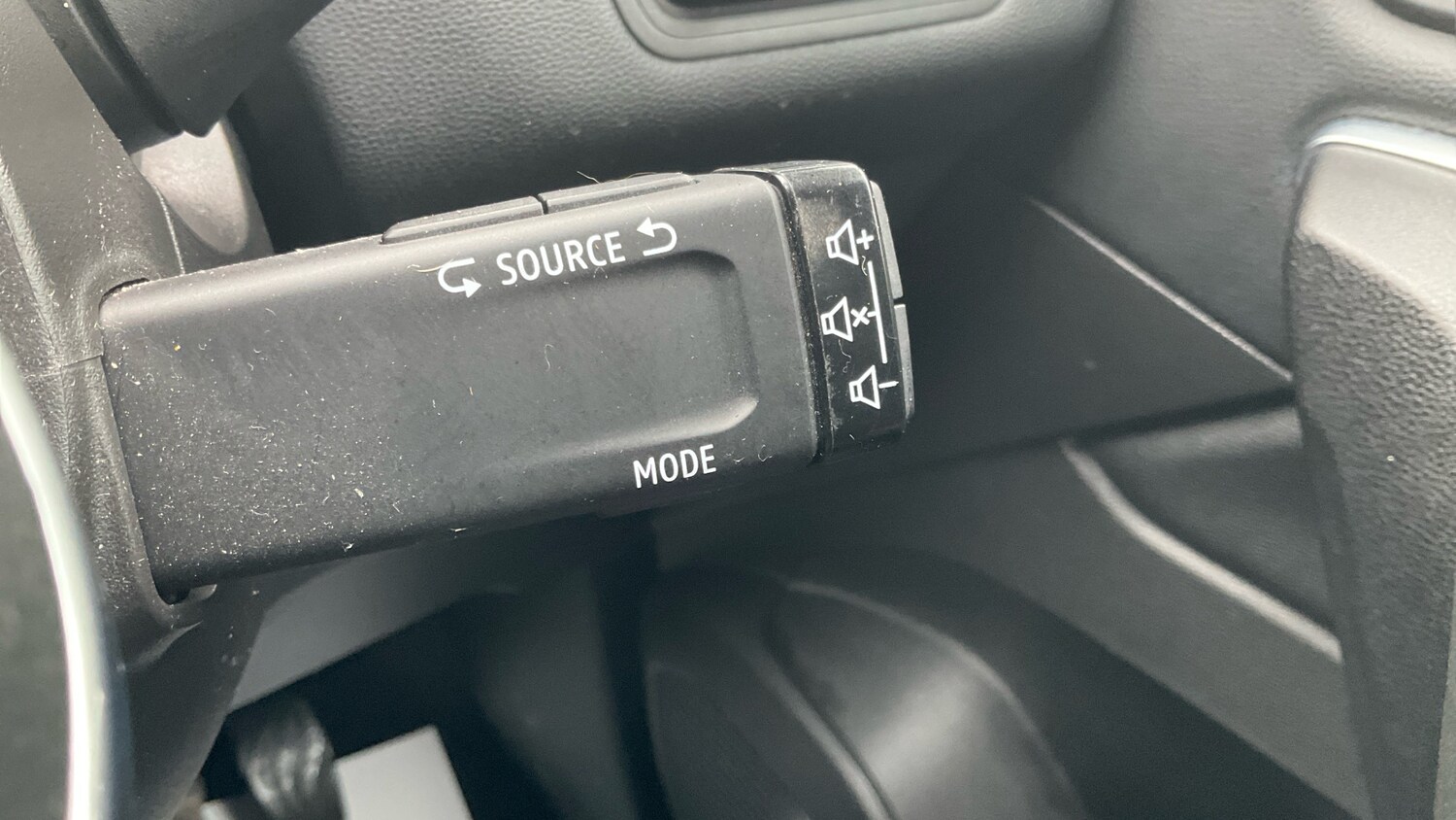 Used Renault Captur 2021 for sale - 76332750: Photo 31