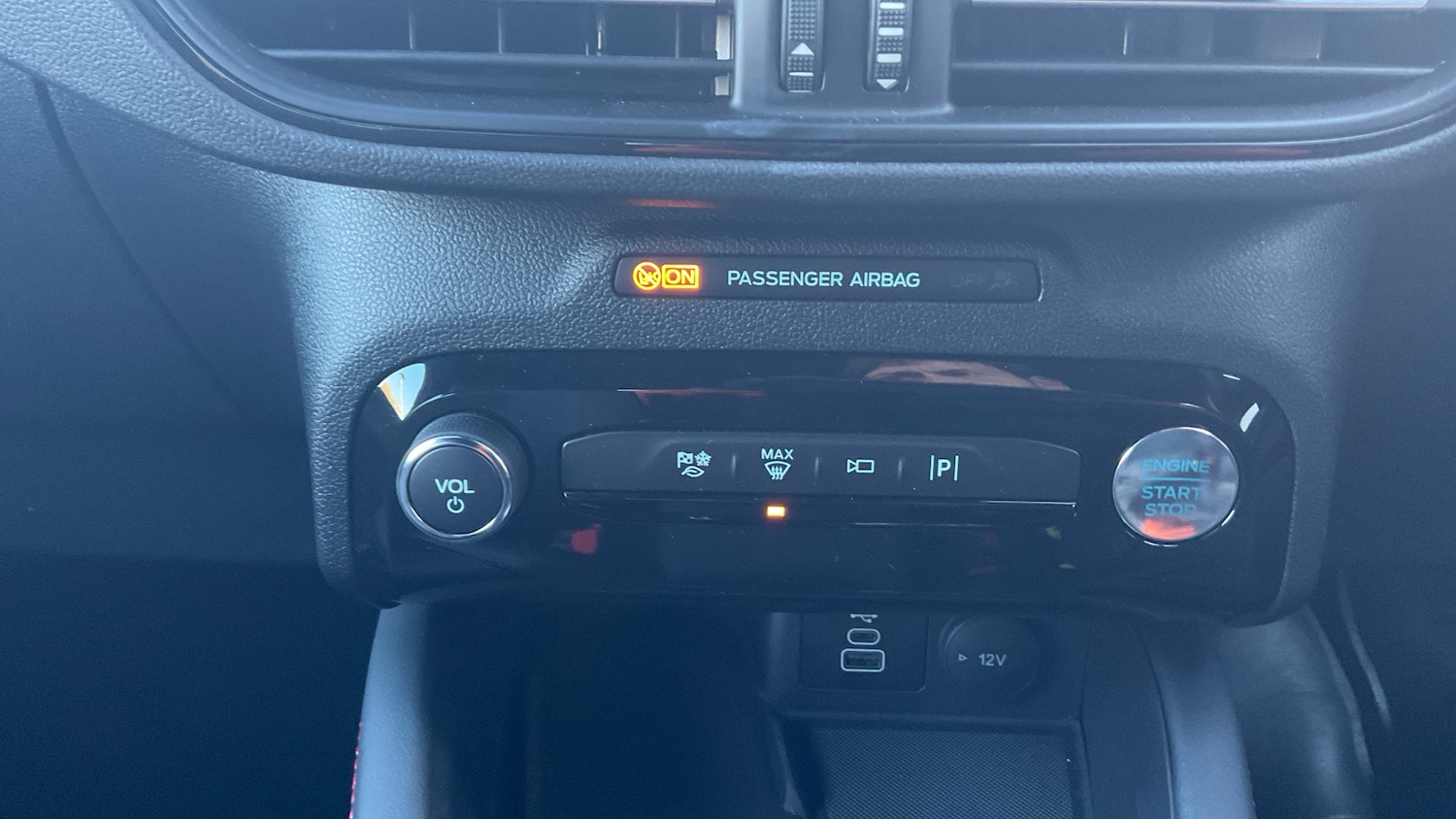 Used Ford Kuga 2025 for sale - 76614674: Photo 42