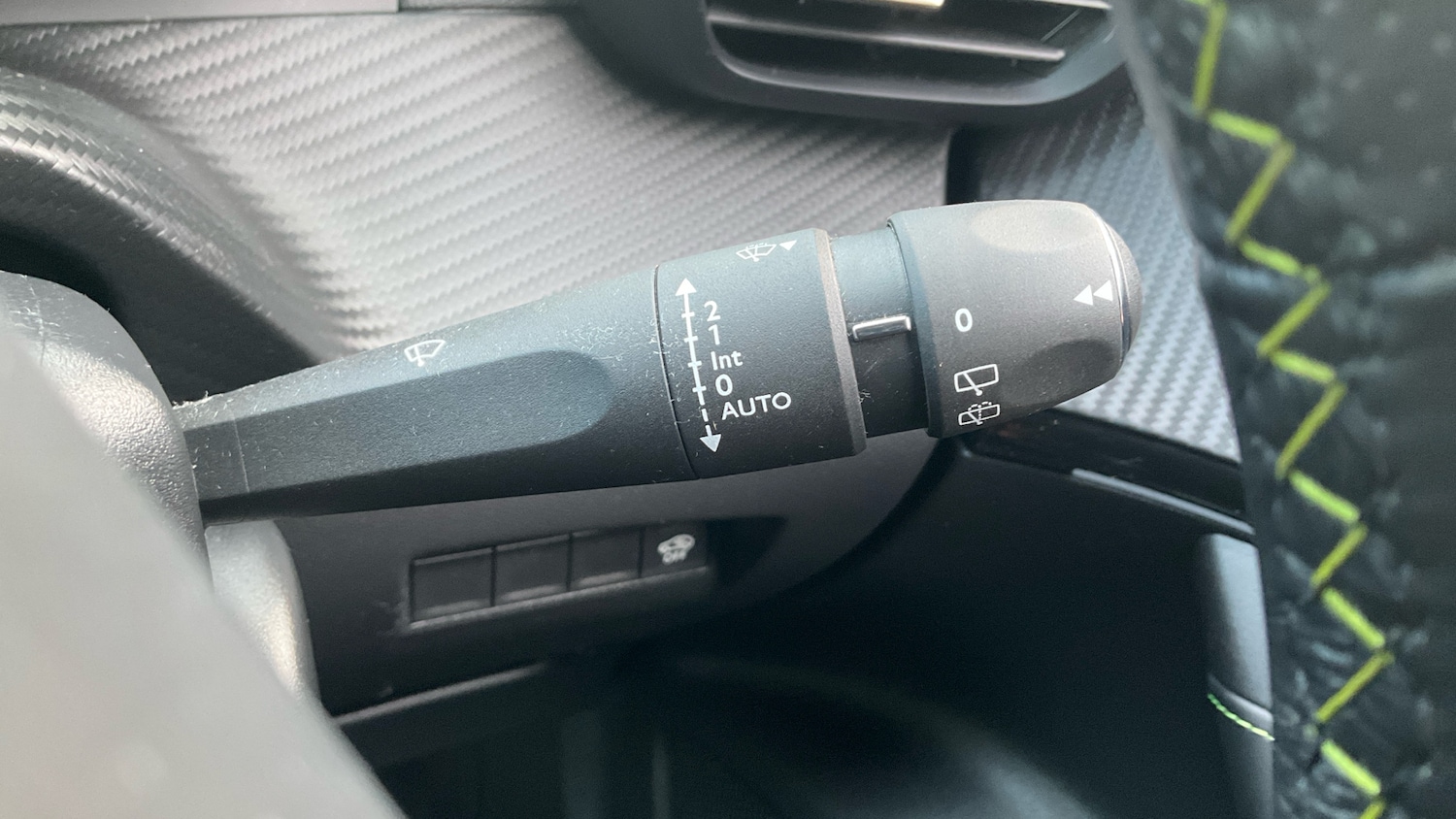 Used Peugeot 2008 2024 for sale - 76963192: Photo 38