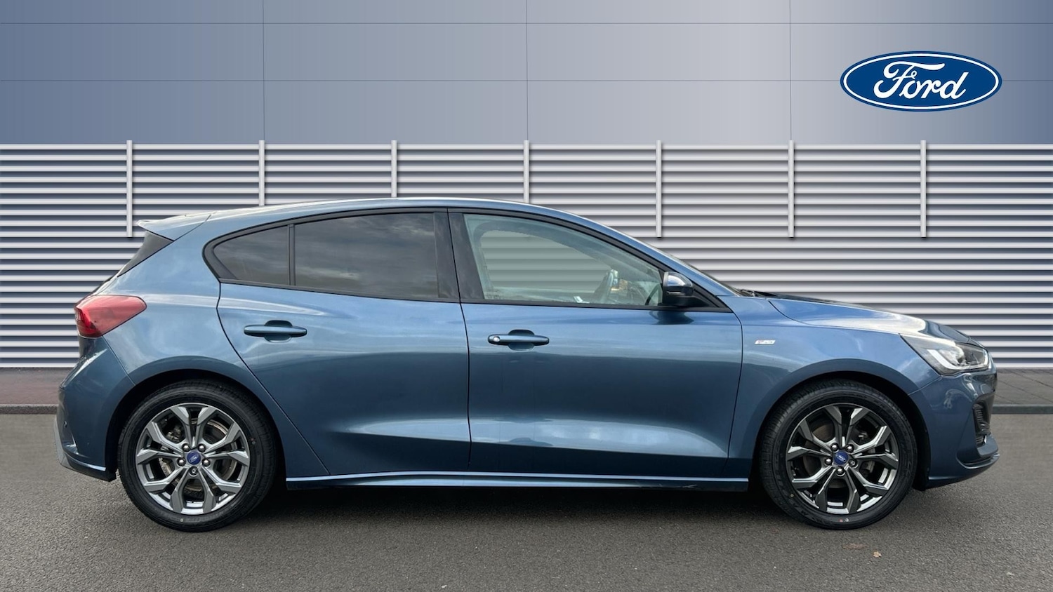 Used Ford Focus 2023 for sale - 76940032: Photo 5