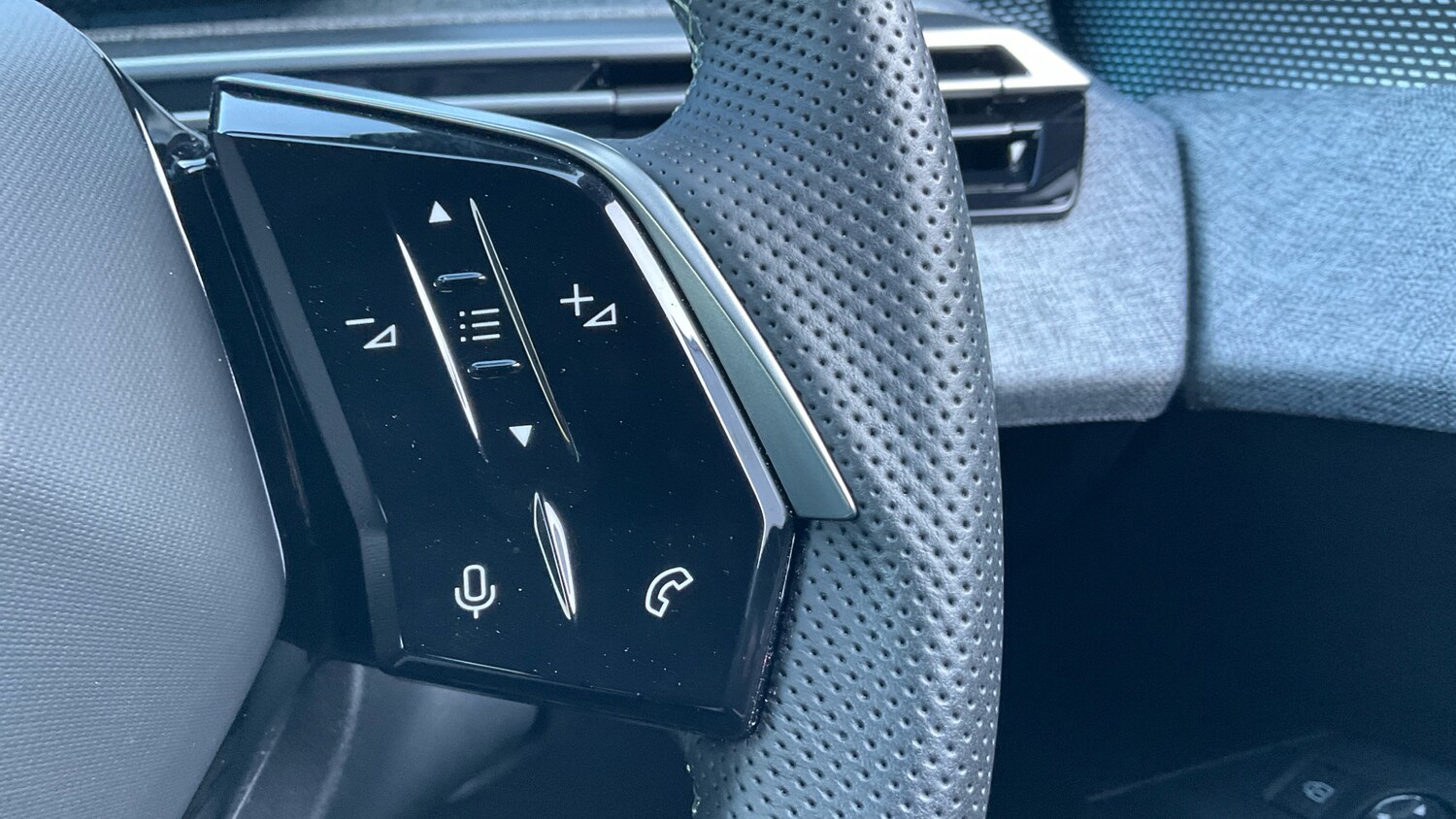 Used Peugeot 3008 2024 for sale - 77759157: Photo 32