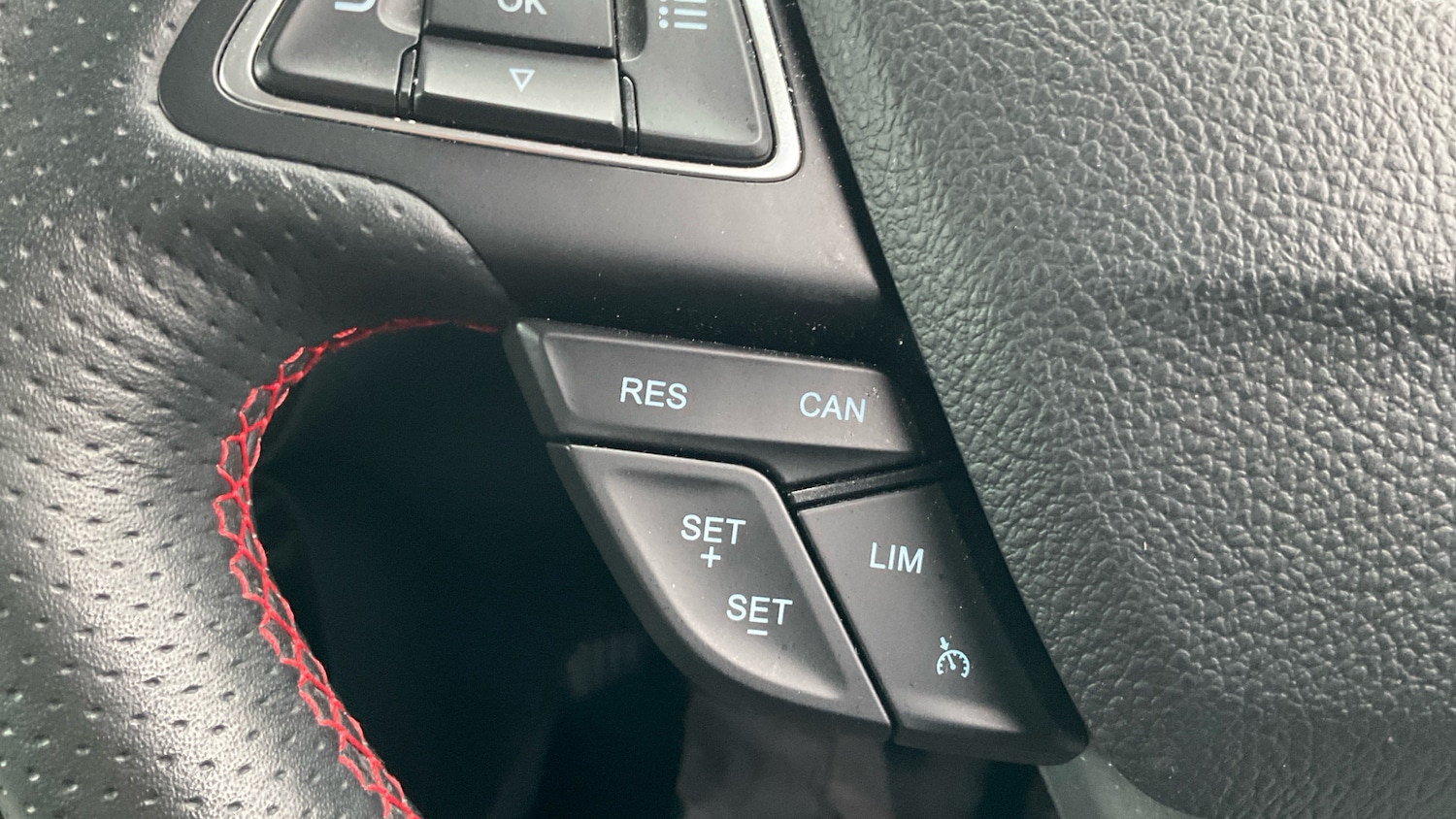 Used Ford Ecosport 2023 for sale - 77707042: Photo 33