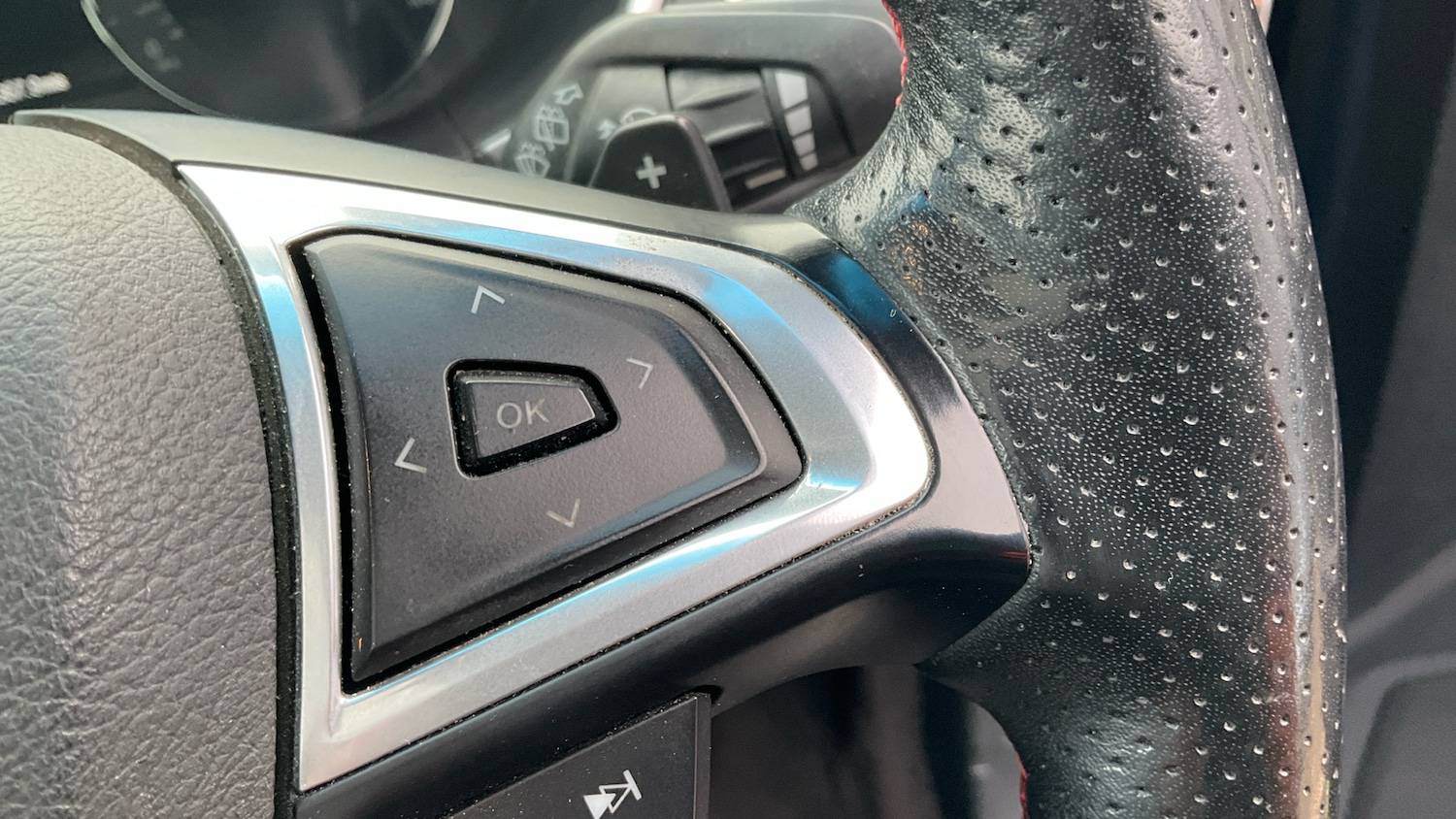 Used Ford Edge 2019 for sale - 76504438: Photo 32