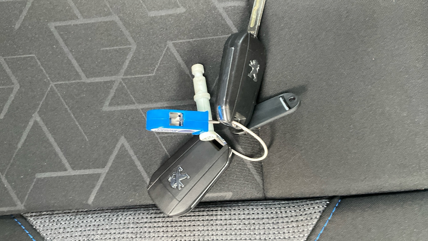 Used Peugeot 2008 2019 for sale - 76461253: Photo 20