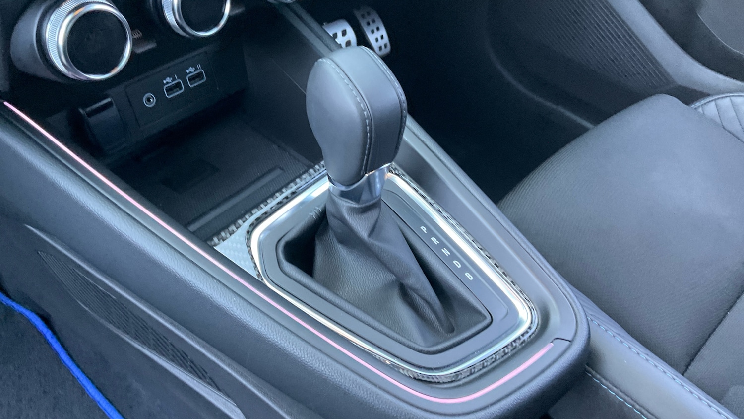 Used Renault Clio 2024 for sale - 77945935: Photo 13