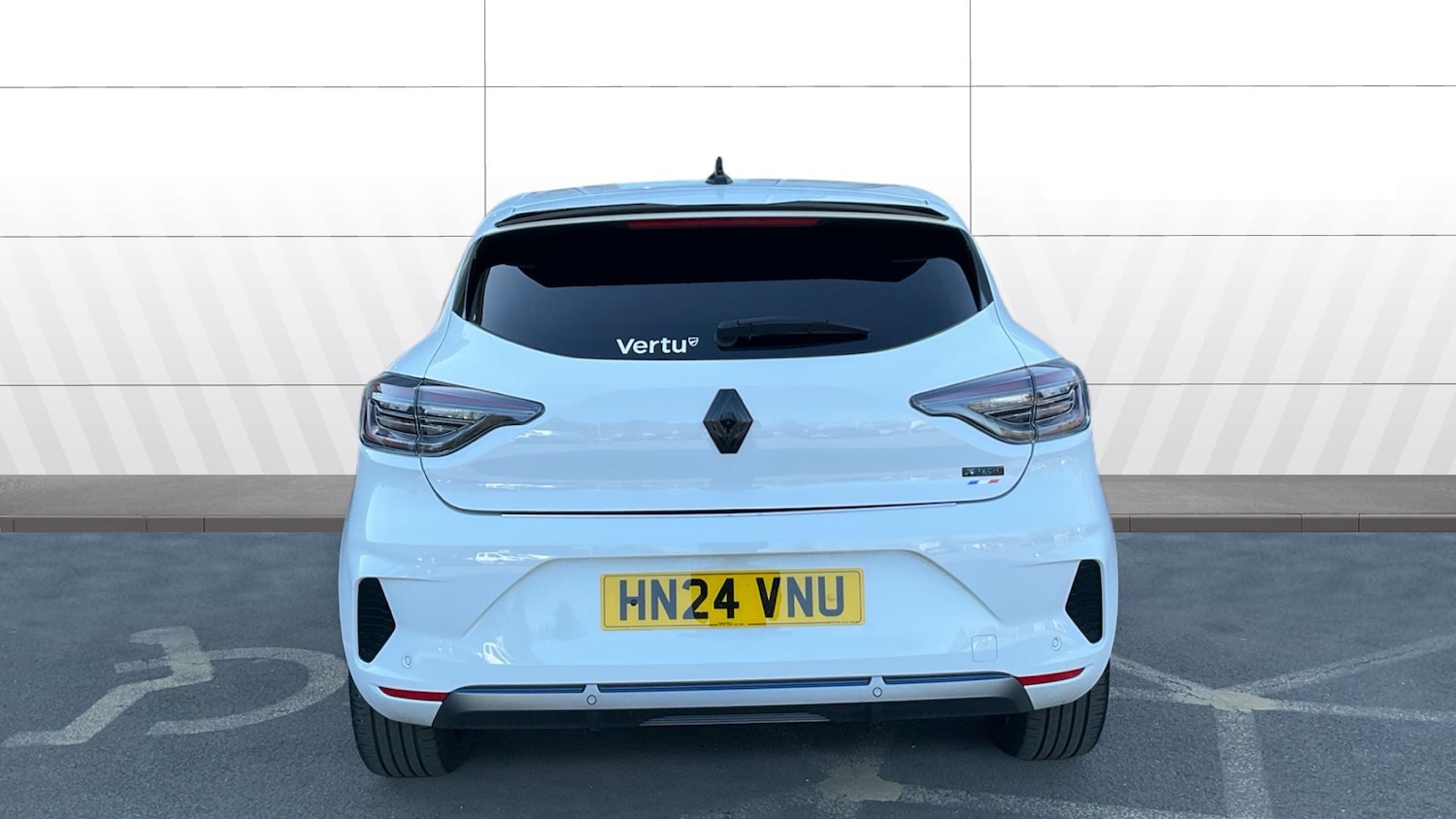 Used Renault Clio 2024 for sale - 77945935: Photo 6