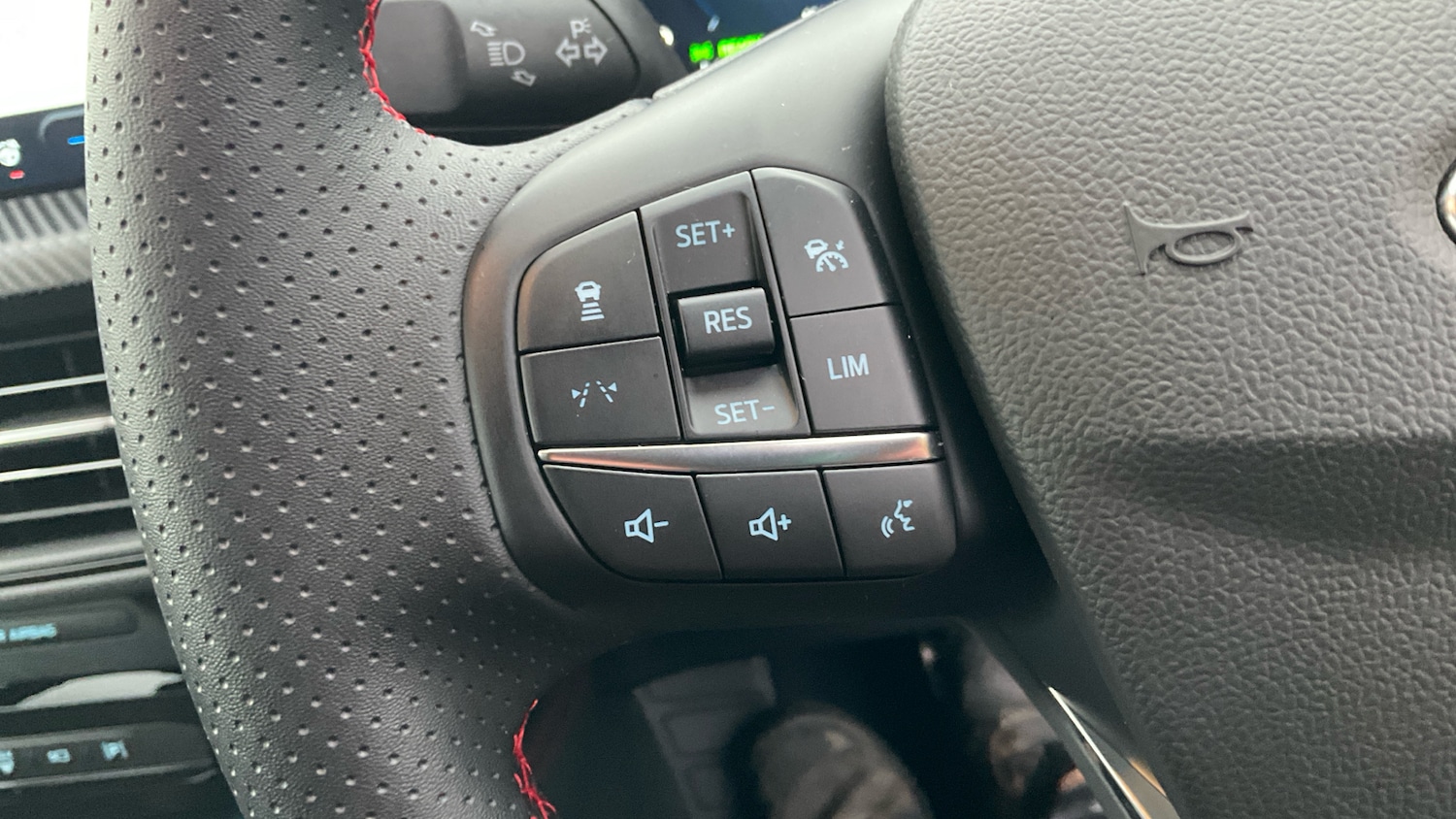 Used Ford Kuga 2025 for sale - 77079457: Photo 37