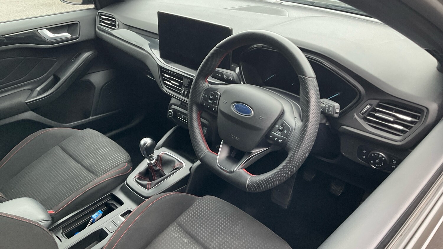 Used Ford Focus 2023 for sale - 77789069: Photo 11