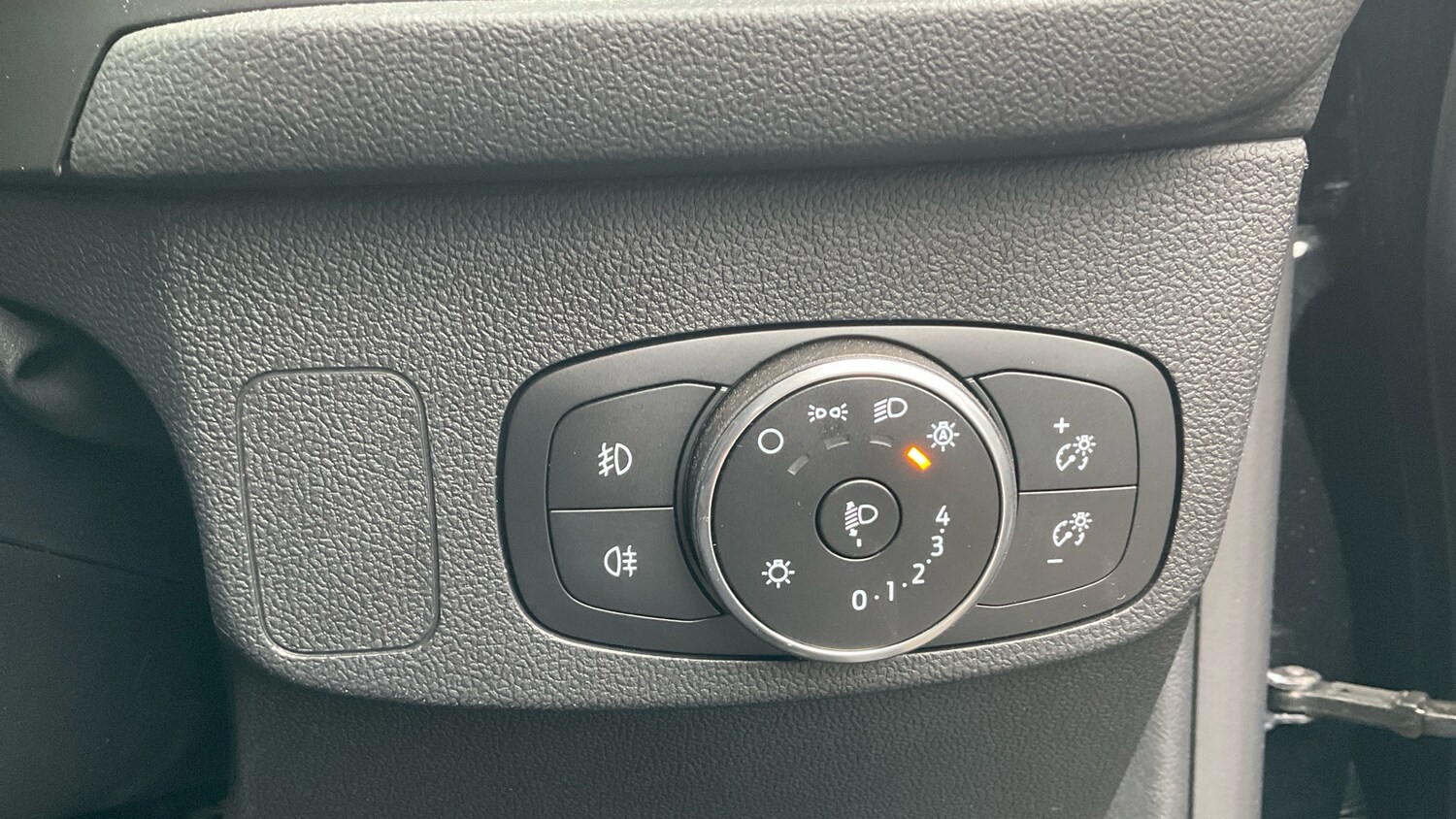 Used Ford Focus 2023 for sale - 77789069: Photo 31