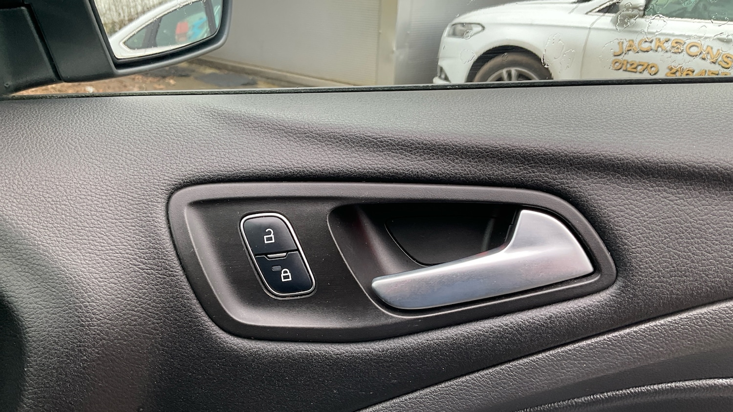 Used Ford Kuga 2017 for sale - 77601930: Photo 28