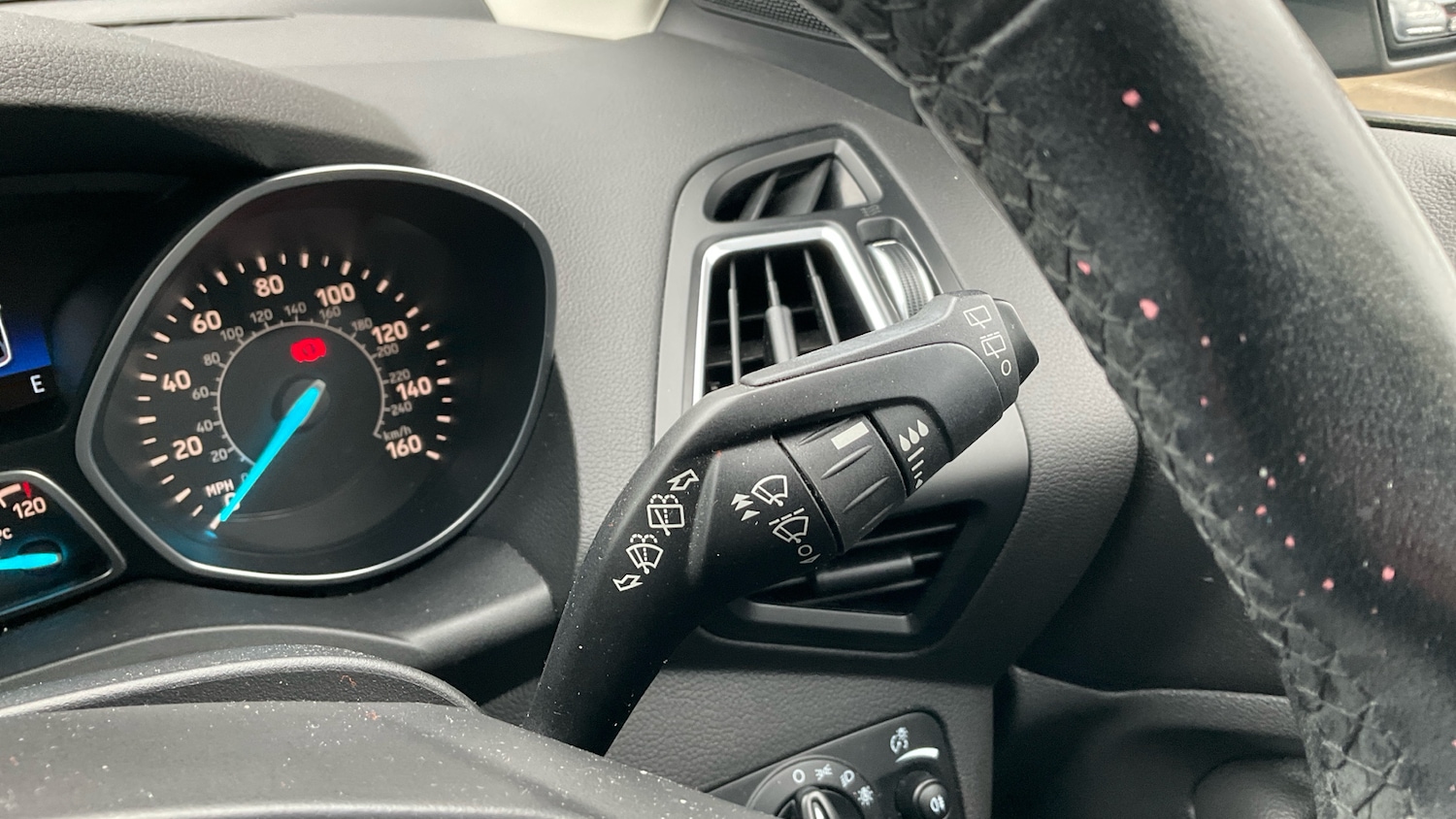 Used Ford Kuga 2017 for sale - 77601930: Photo 36