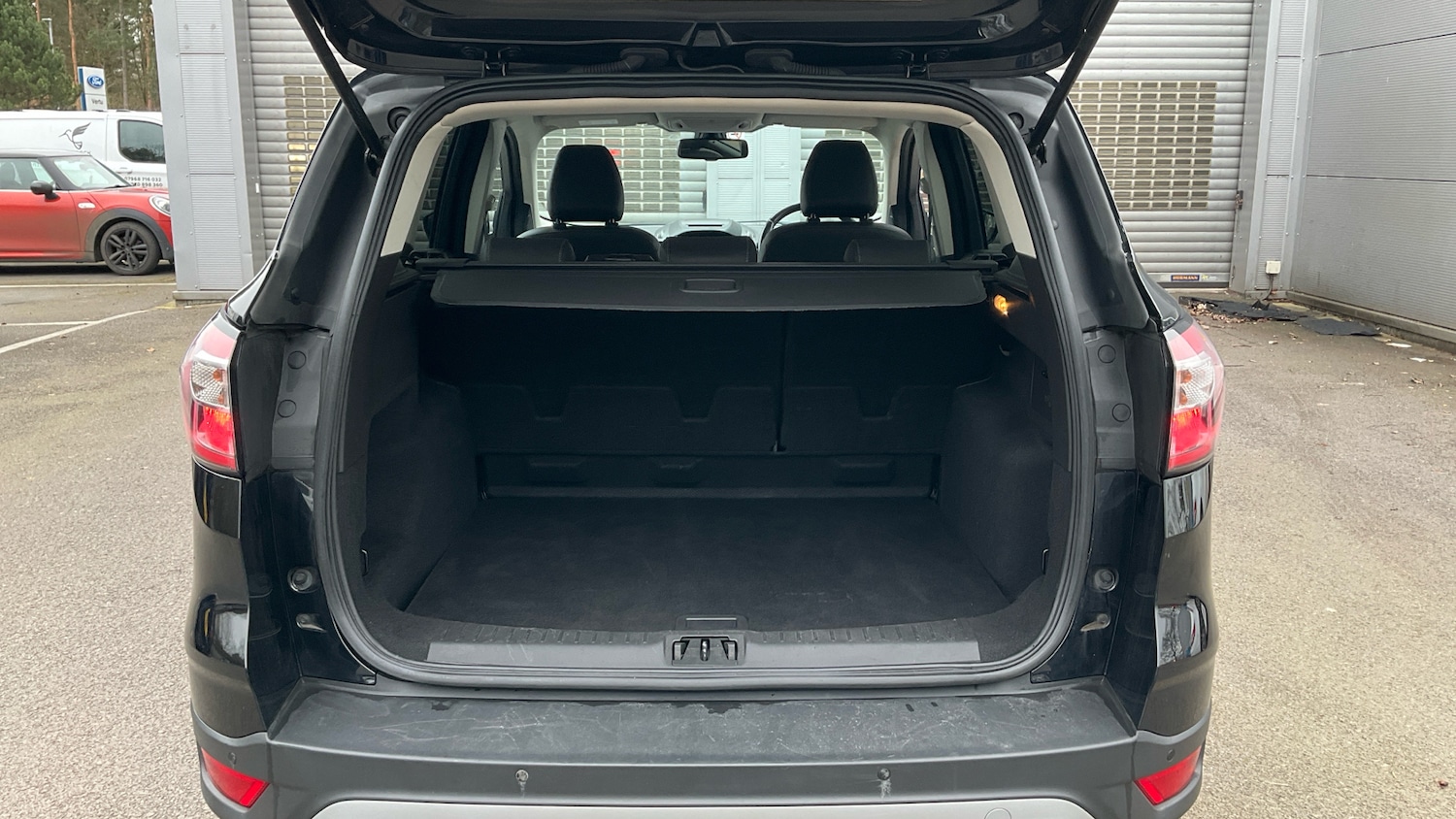 Used Ford Kuga 2017 for sale - 77601930: Photo 4