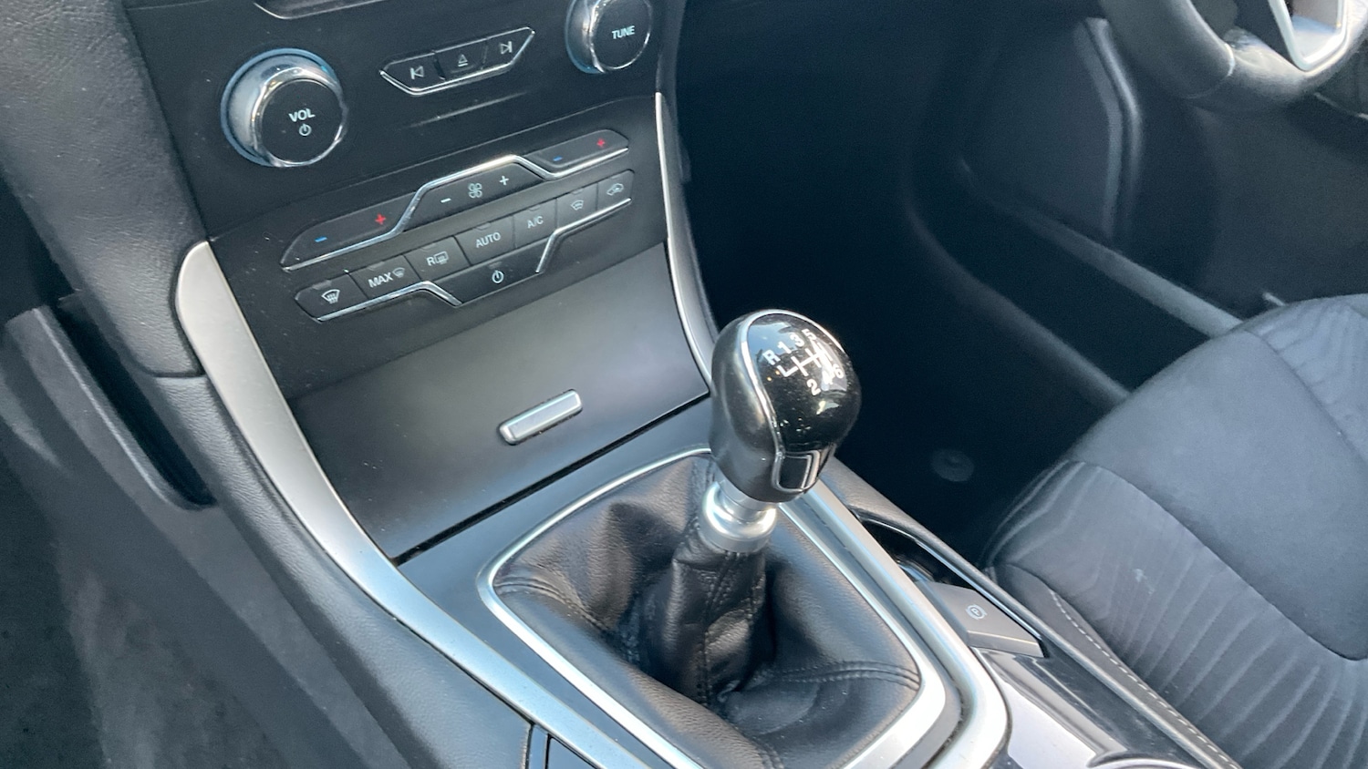 Used Ford S-Max 2019 for sale - 77099840: Photo 13