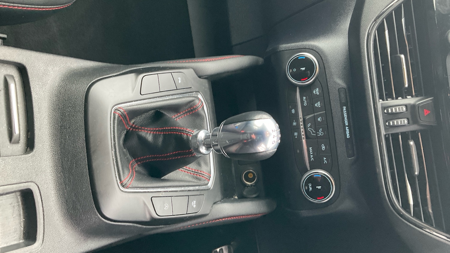 Used Ford Kuga 2023 for sale - 77616104: Photo 32